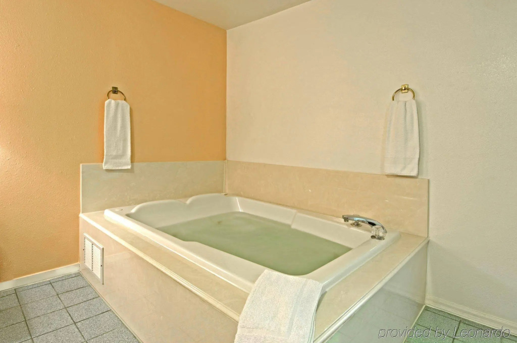 Americas Best Value Inn Altus