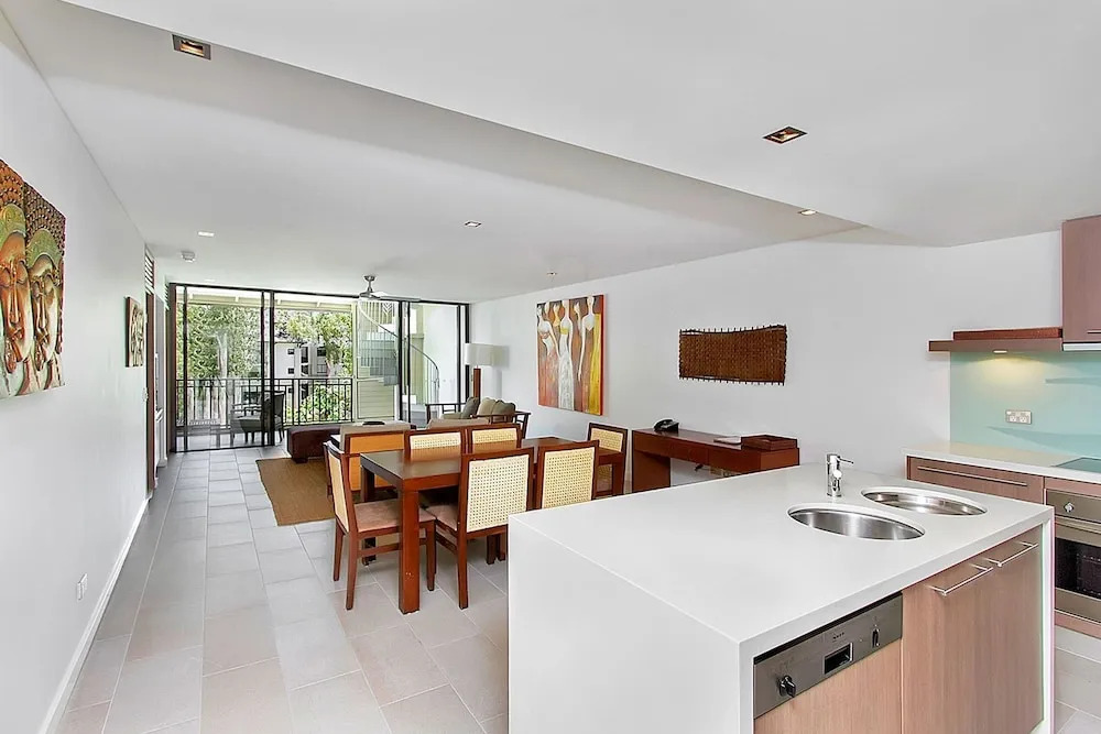 Private Penthouse 407