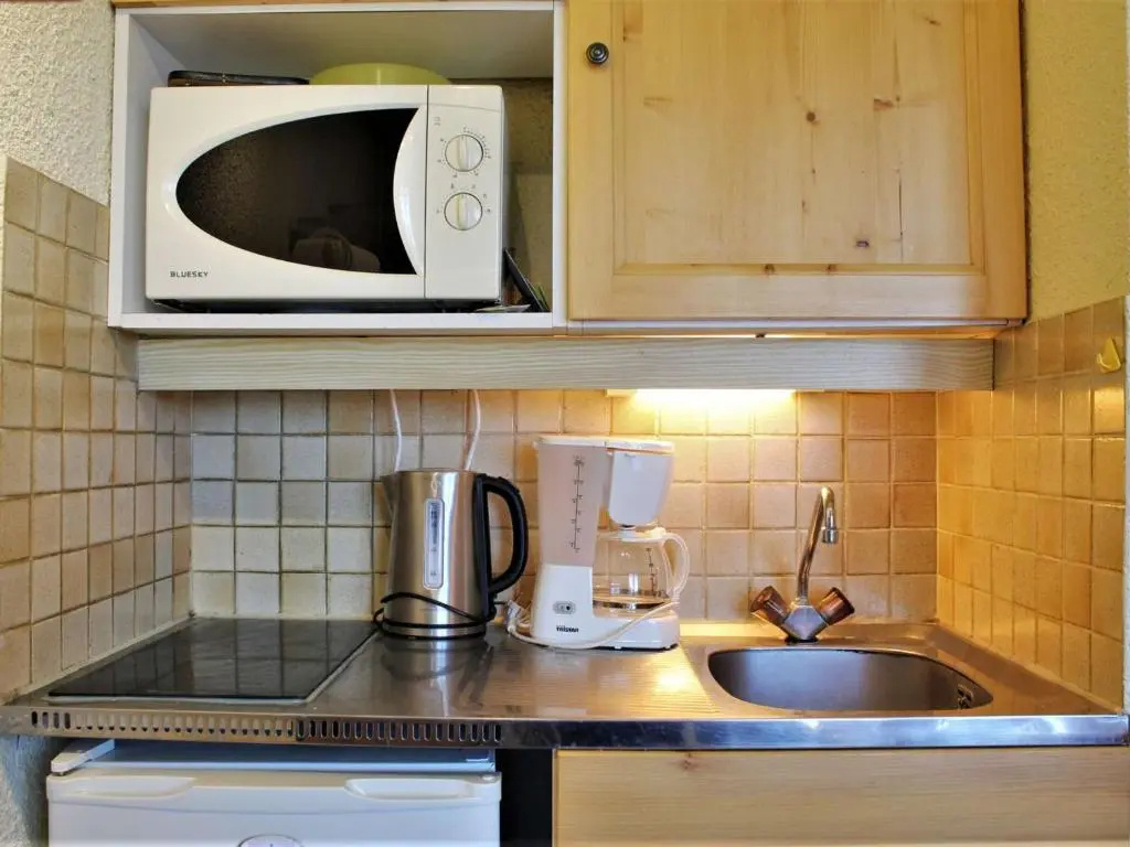 Appartement Risoul, 1 pièce, 4 personnes - FR-1-330-168