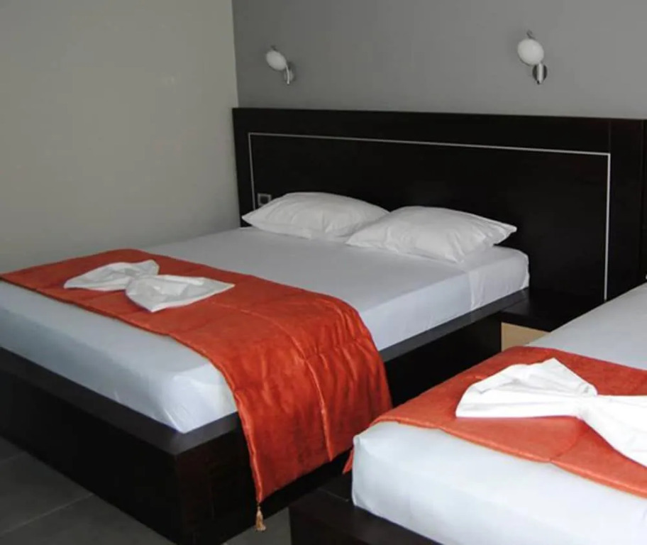Lion Gate Hotel