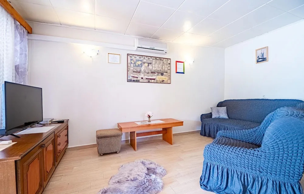 Awesome Home in Vela Luka With Wifi and 2 Bedrooms