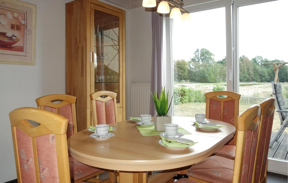Beautiful Home In Nordhorn With Kitchen