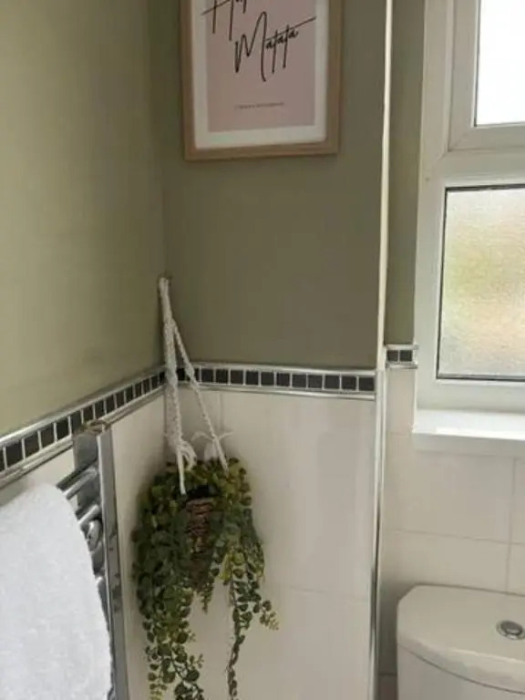 Modern Cosy Home Sleeps 6 With Parking nr Preston