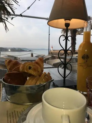 La Table De Jeanne - Hôtel & Restaurant