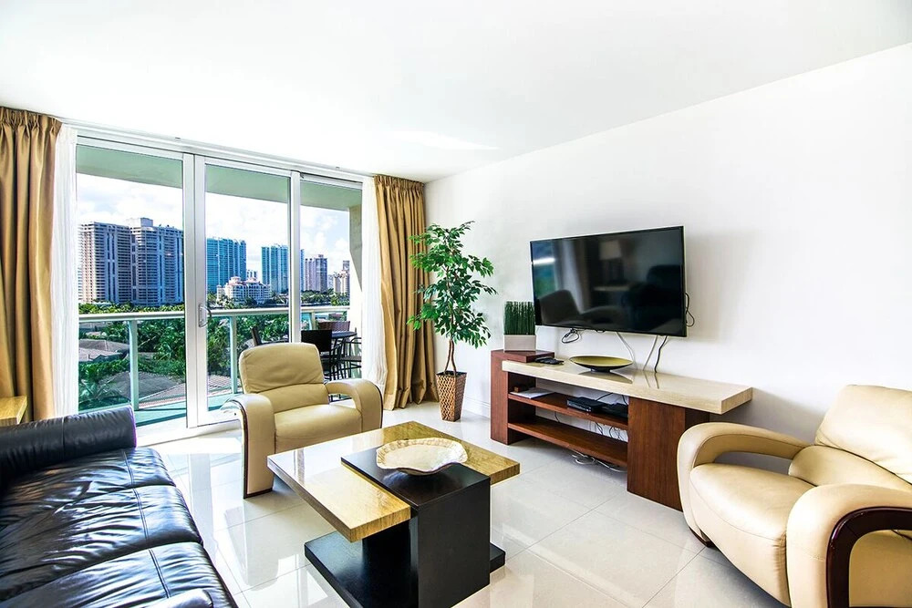 O. Reserve Condominium 2 Bedrooms 2 Bathrooms Condo