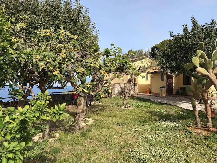 "Il Gelso" in Villa G reco