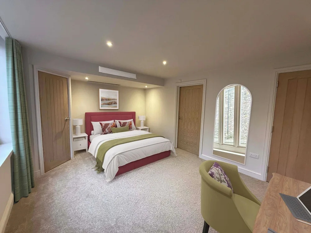 Modern Hotel Room In Historic Malthouse