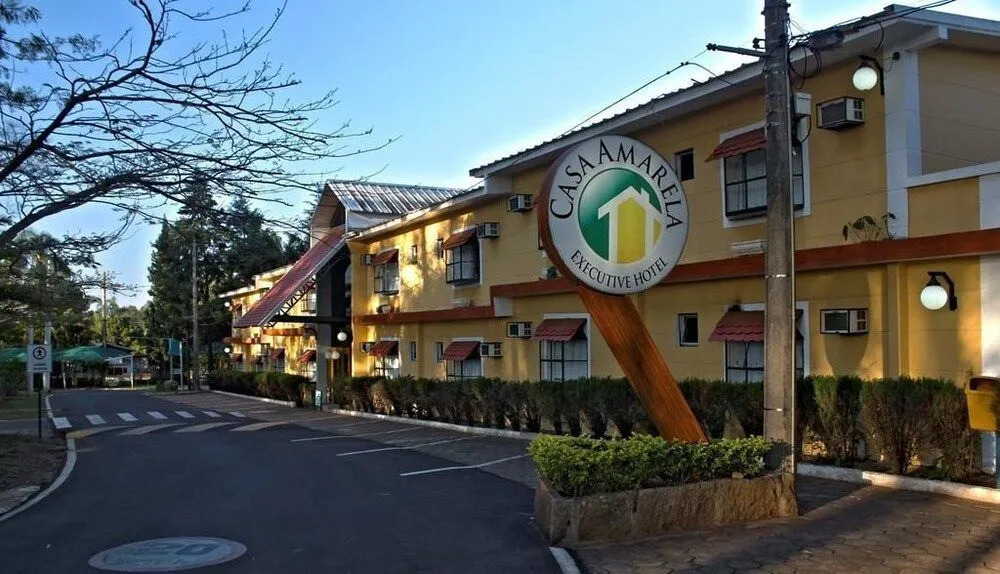 Casa Amarela Executive Hotel