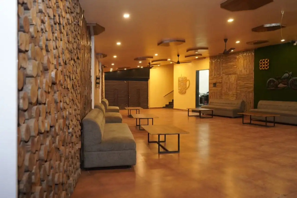 Orange Eye Resort
