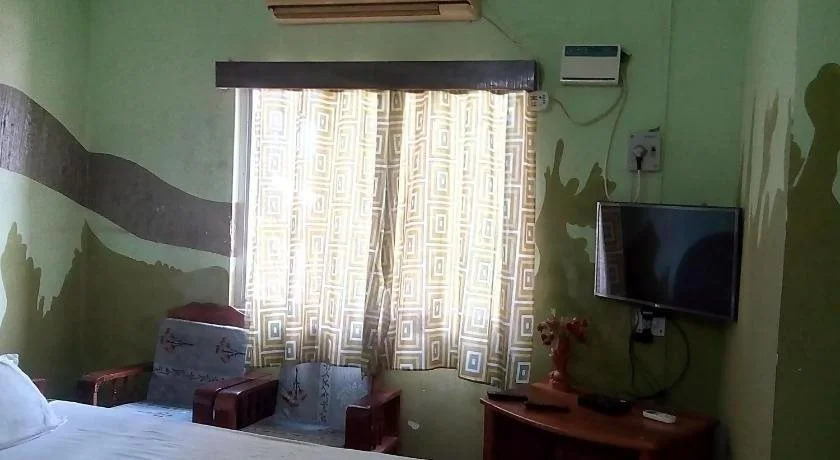 Hotel Rajadeepam
