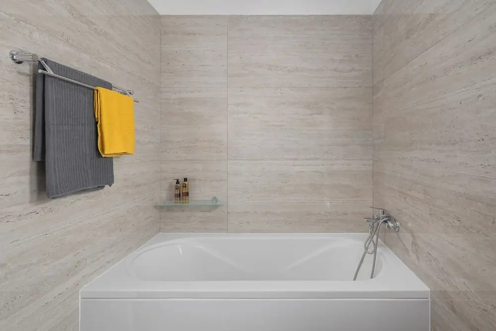 Residence Villa Manuela - Pool & Jacuzzi - Batlug