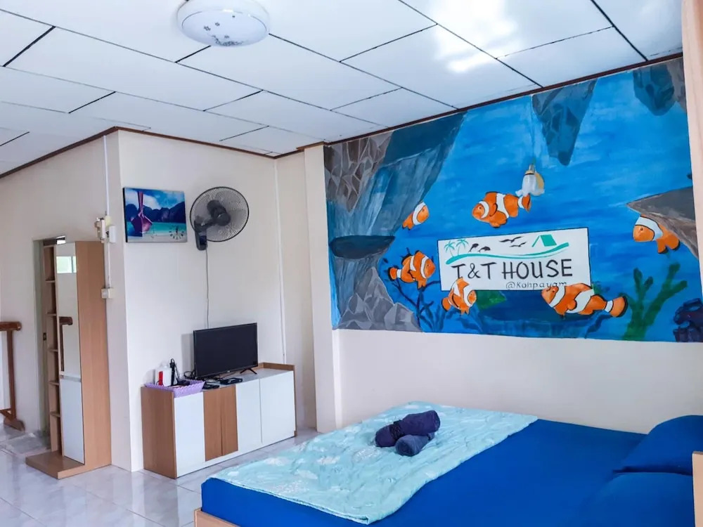 T and T house