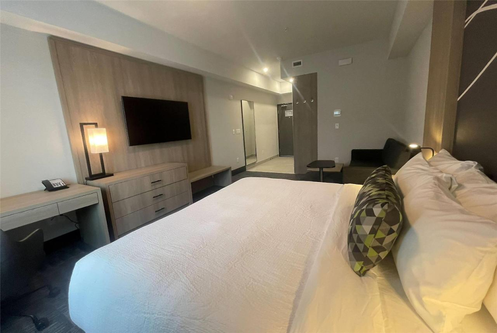 La Quinta Inn & Suites By Wyndham Kelowna Bc
