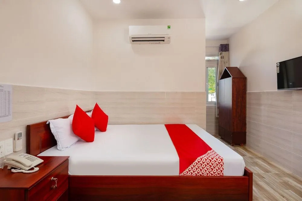 Oyo 474 Vinh Quang Hotel 3