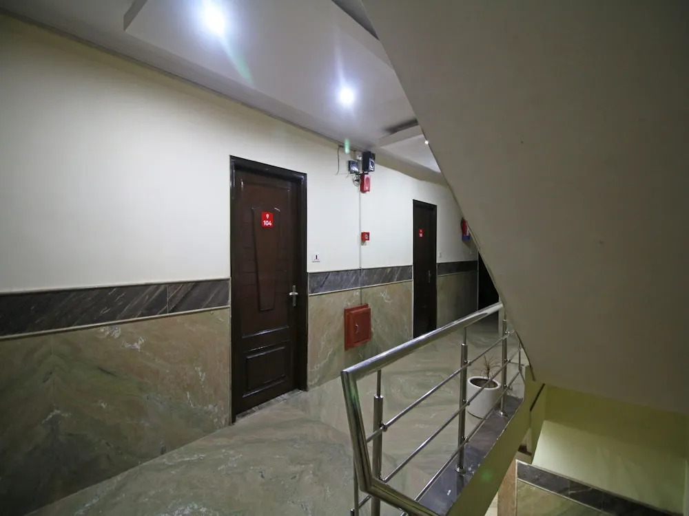 OYO Flagship 573 Paharganj NDLS