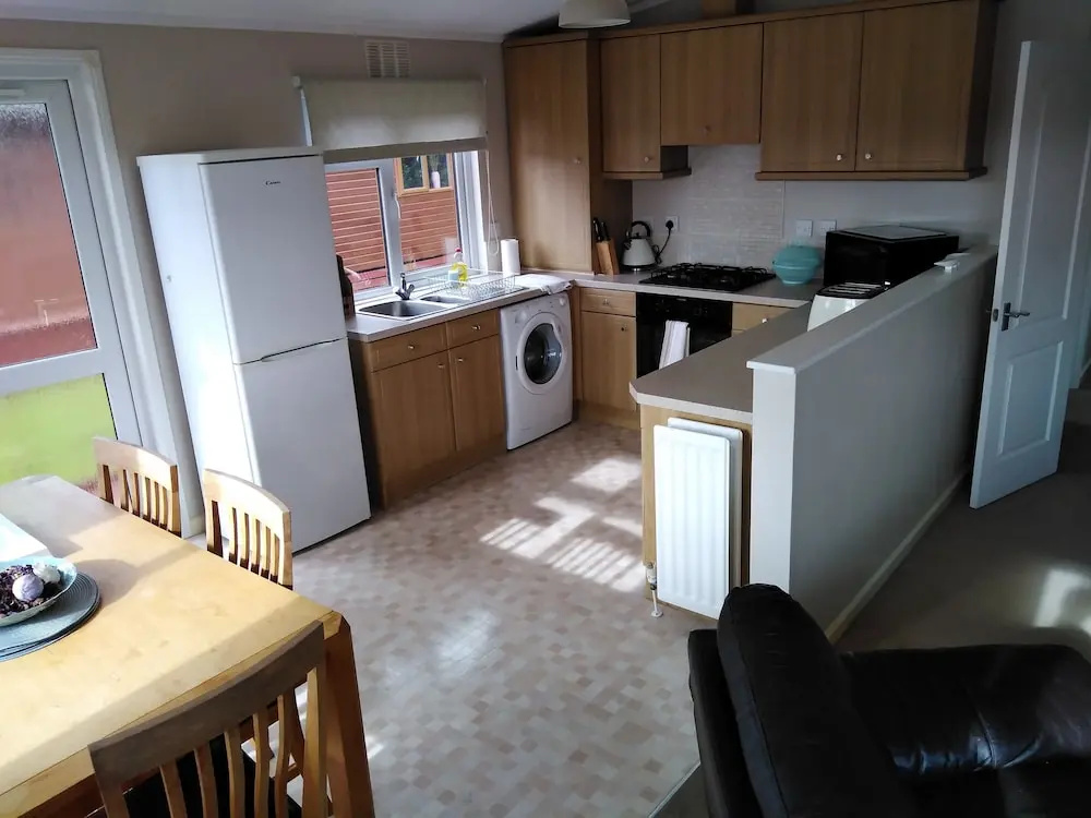 Charming 3-bed Lodge in Malton With hot tub