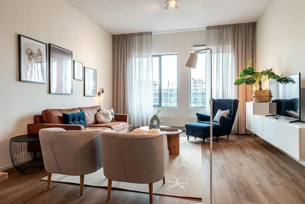 Beautiful Apartment With Harbour Views