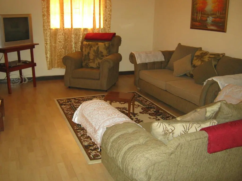 Evelyn's Apartment