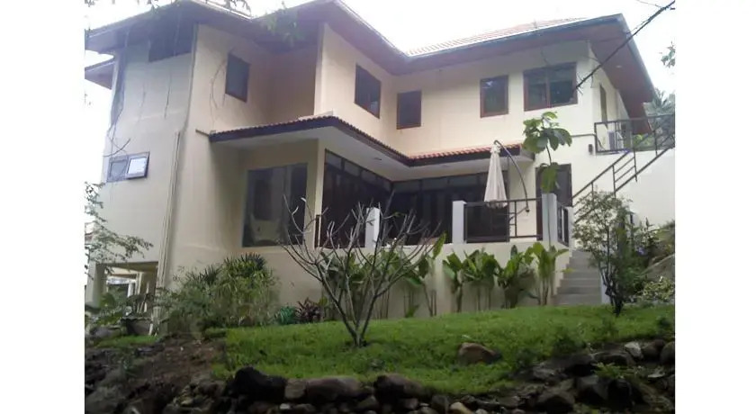 Chaweng Bungalow with Elephants