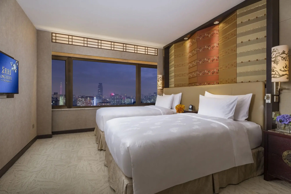 Отель The Garden Hotel Guangzhou