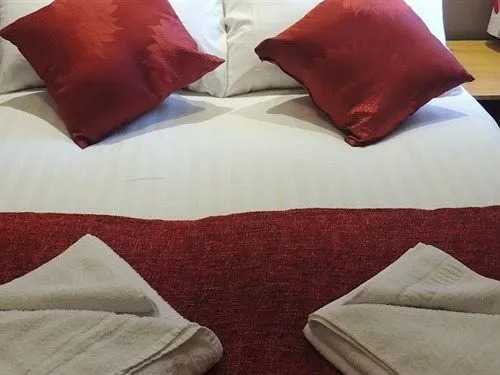 White House Hotel