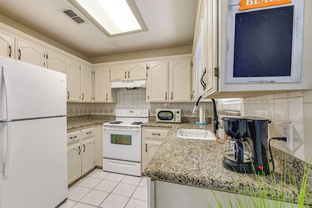 Welcoming Edinburg Apartment - Pet Friendly!