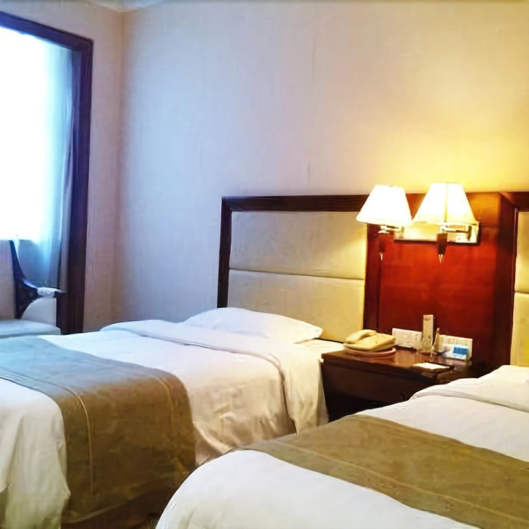 Zhonghai Hotel