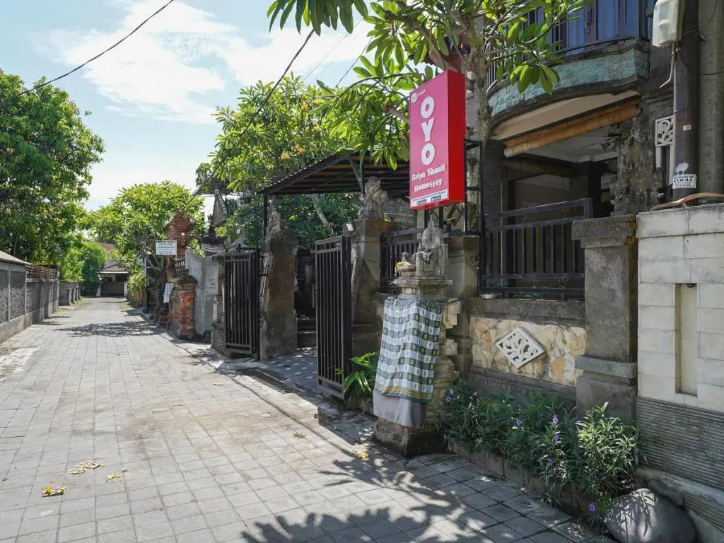 OYO 2321 Griya Shanti Homestay