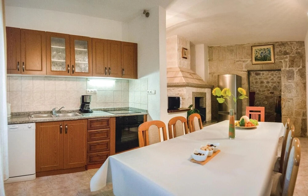 Nice Home in Kucice With Wifi and 4 Bedrooms