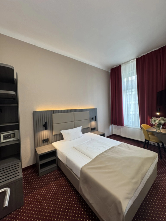 Hotel Lumen am Hauptbahnhof
