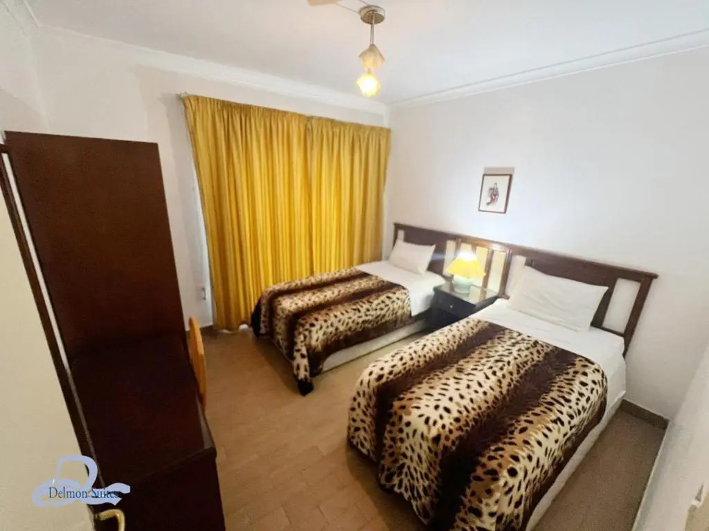 Delmon Suites