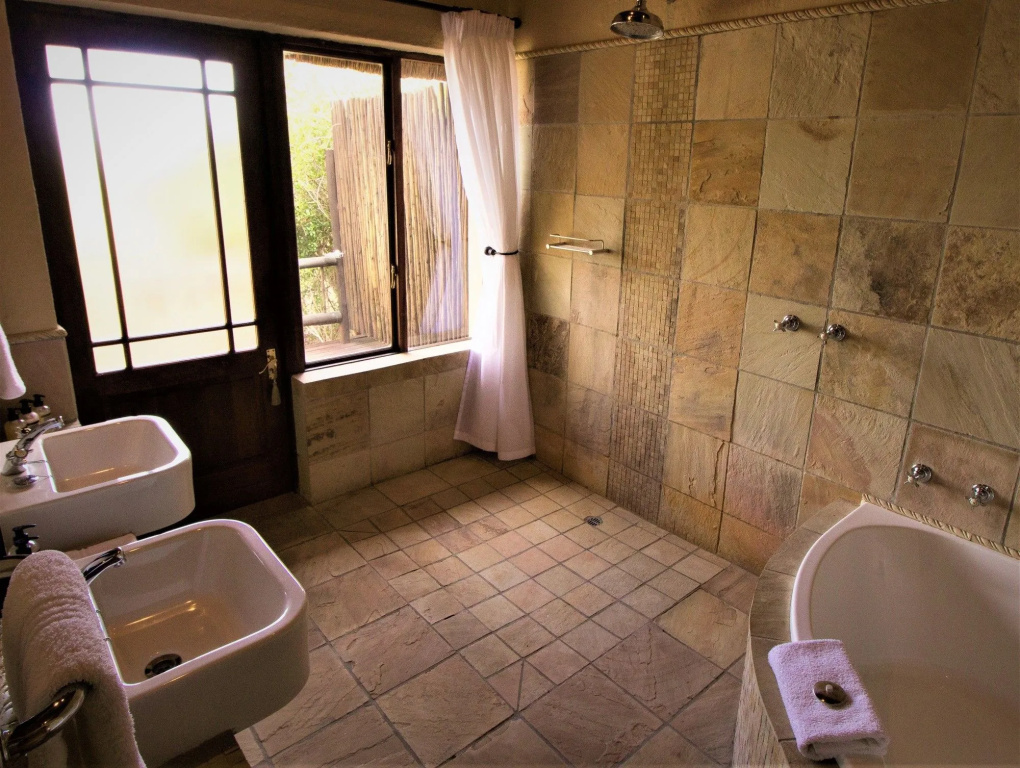 Hitgeheim Country Lodge & Eco Reserve