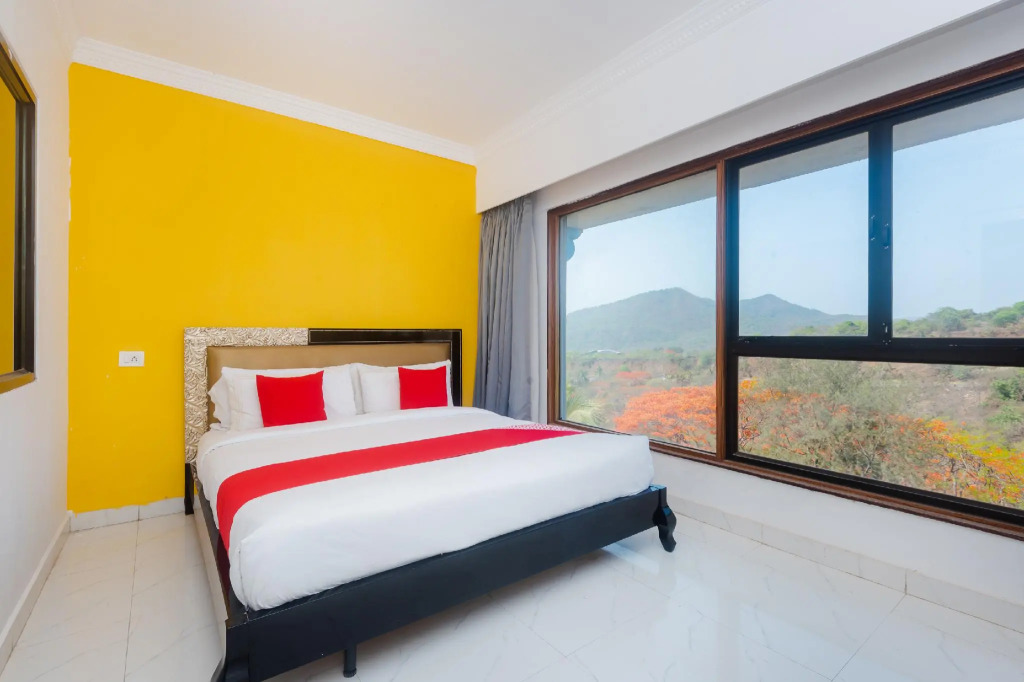 Townhouse Royal Palms Shared Serviced Apartment