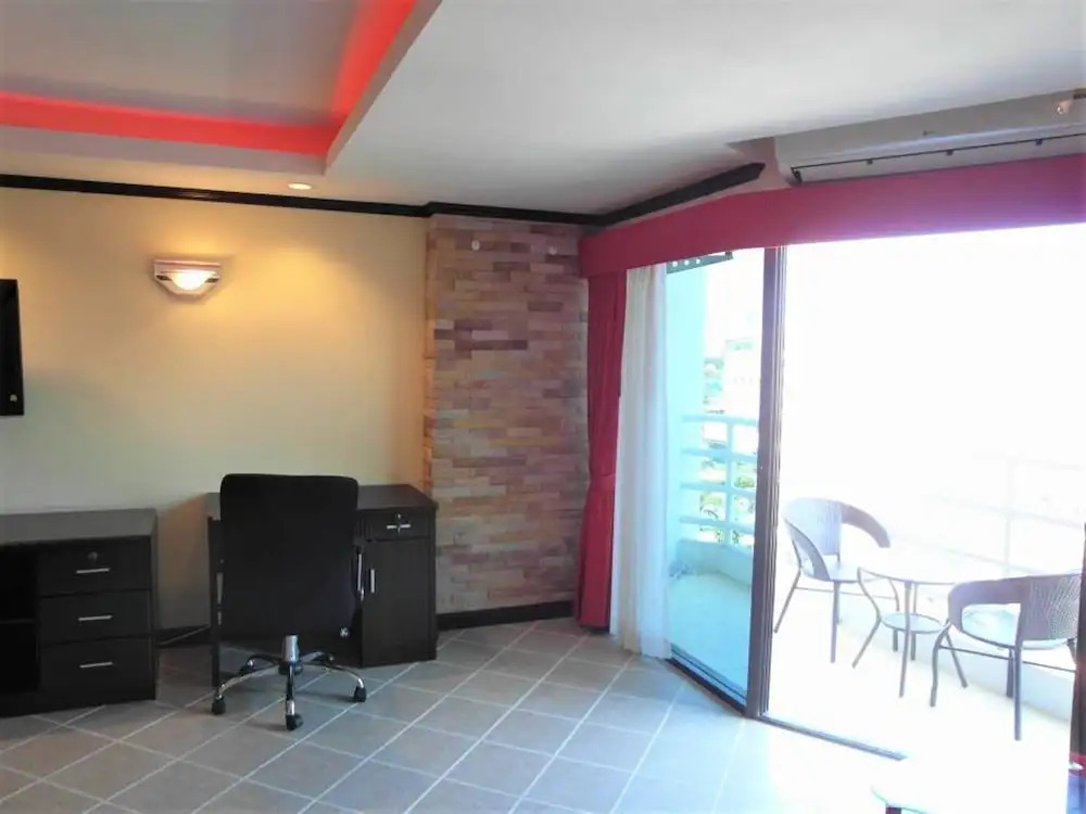 View Talay 2A 5th floor studio apartment with European style kitchen