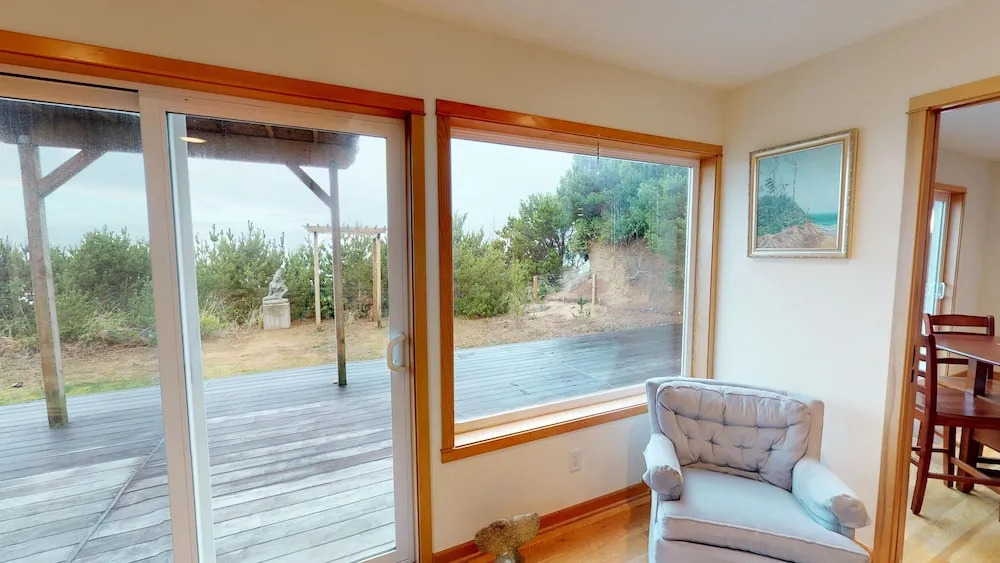 Om  3 Bedroom Home