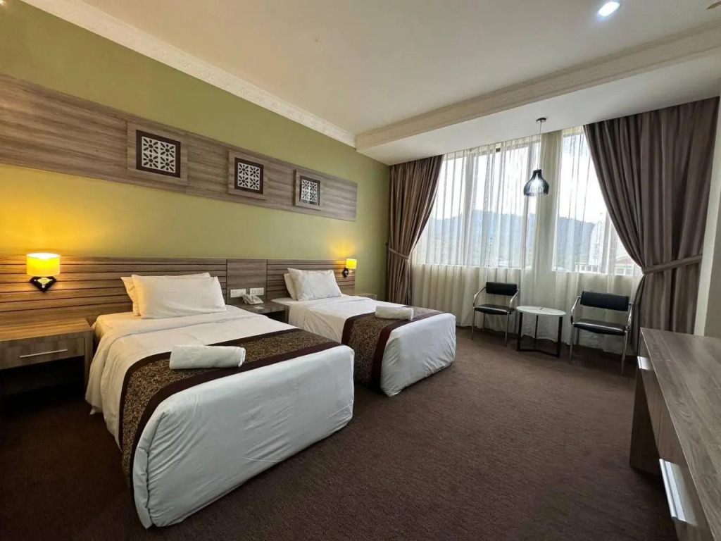 HIG Hotel & Convention