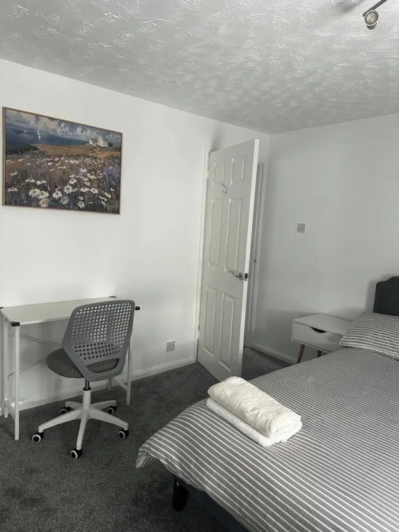 Hartlepool-3 bd House-sleeps5-free Parking&netflix