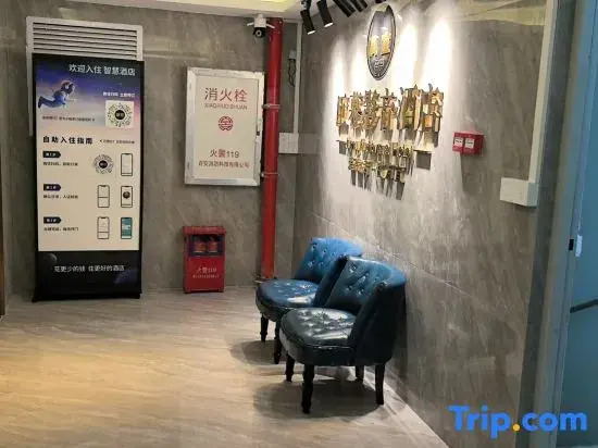 Wanyi Audio-visual Apartment (Wanda Plaza)
