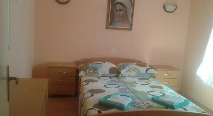 Milina Apartments