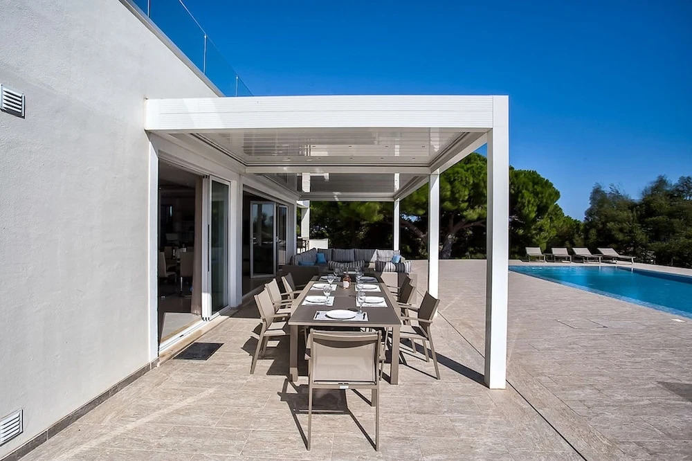Villa Goldeneye - Luxury 6 Bedroom Villa