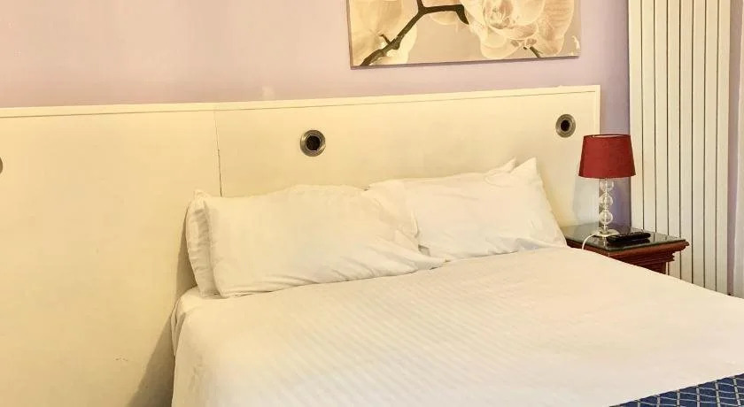 Luton Hotel Residence