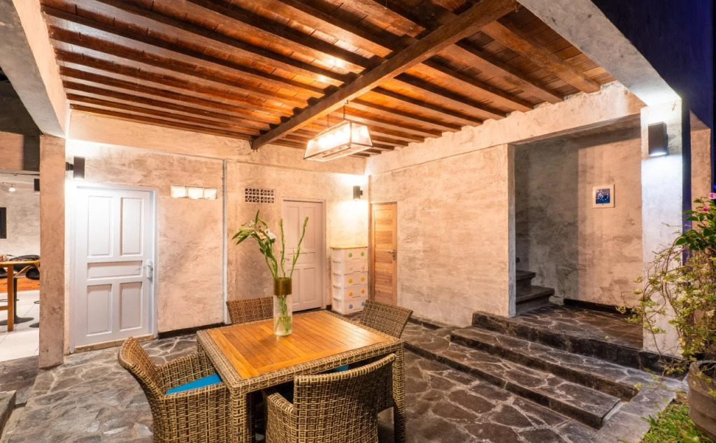 Fullmoon Villa