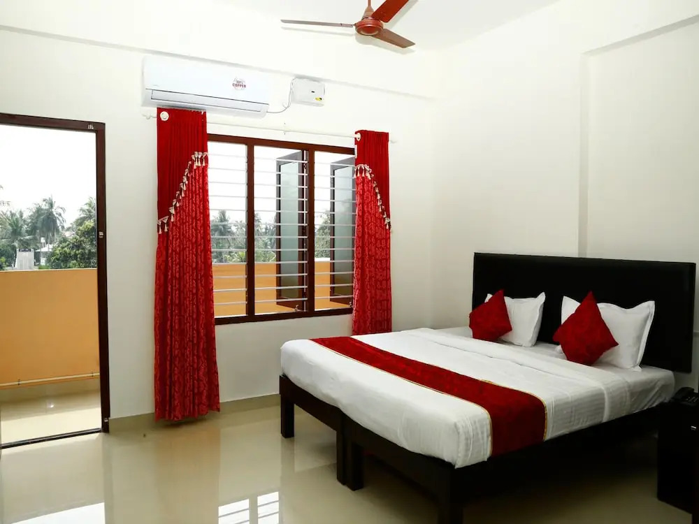 OYO 10369 Technopark Phase 3