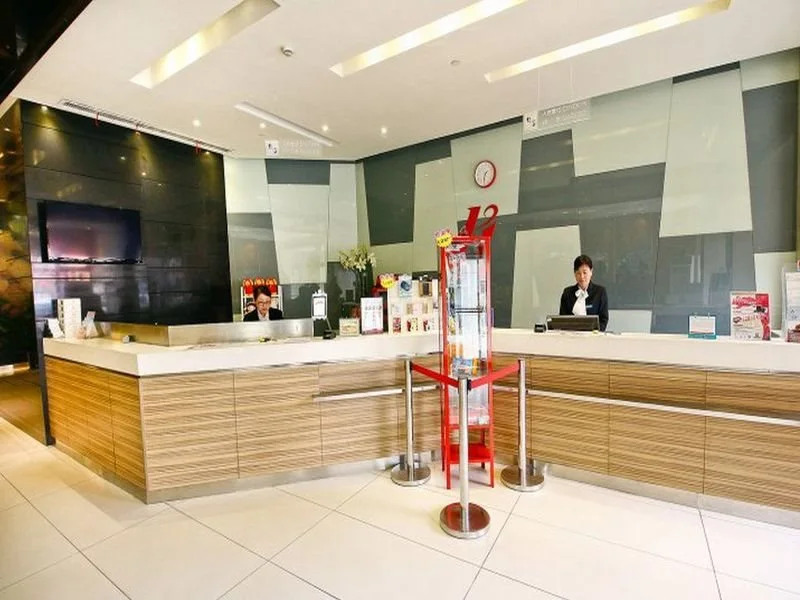 Metropolo Xian Bell Tower Dachaishi Subway Station Hotel