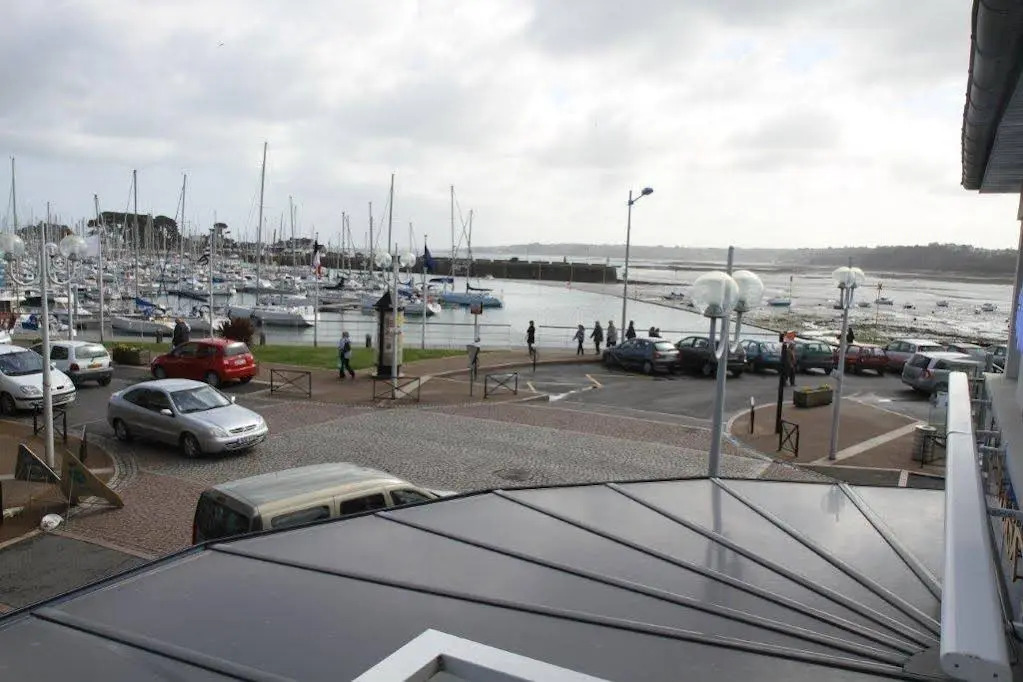 Hotel Le Suroit