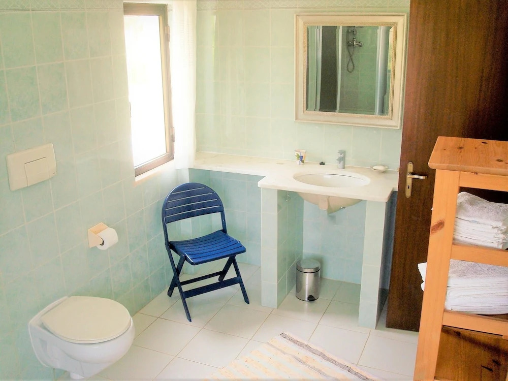 Apartment With 2 Bedrooms in Carvoeiro, With Shared Pool, Enclosed Garden and Wifi - 500 m From the Beach