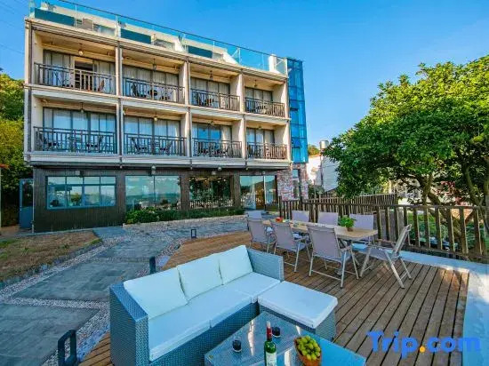 Wukong Seaview Hostel
