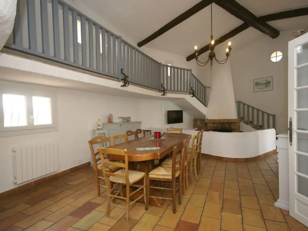 Majestic Villa in Mouans-Sartoux with Swimming Pool