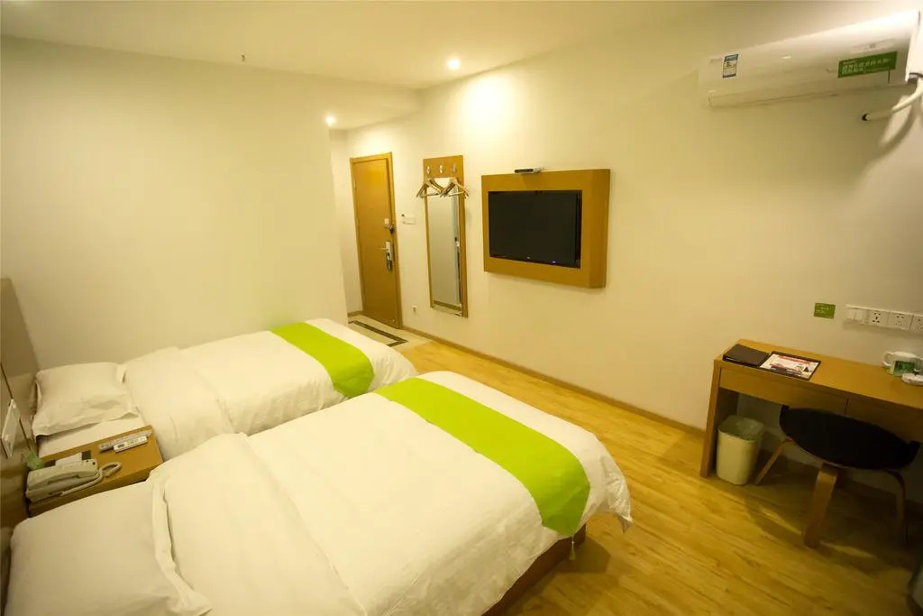 Vatica Yangzhou Dongguan Street Hotel