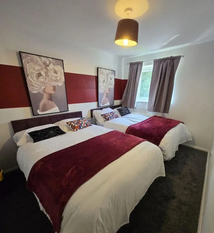 Manchester Blissful Retreat - 3-bedroom House